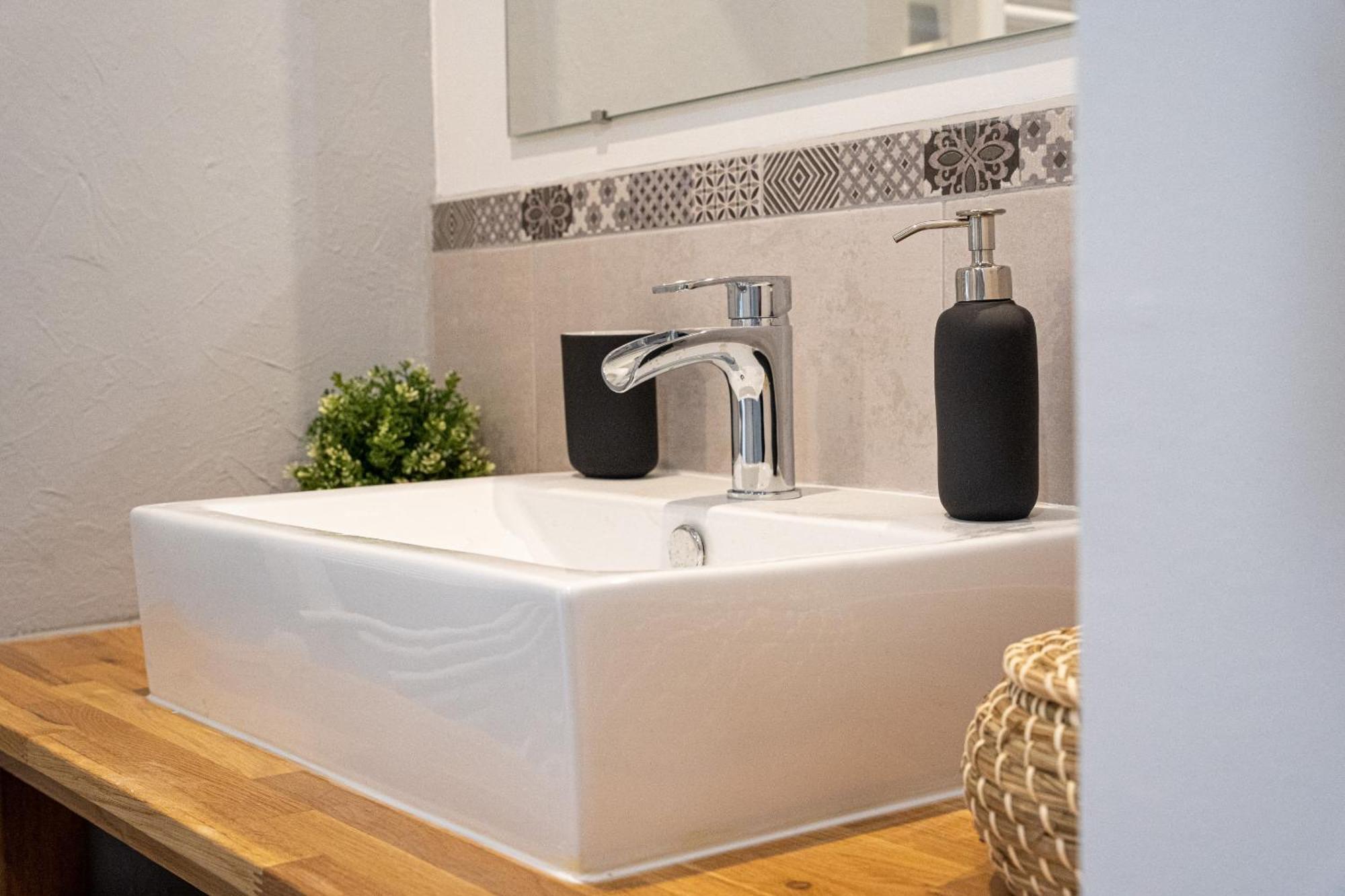 Apartment L'experience D'elie By Icone Collection Caen